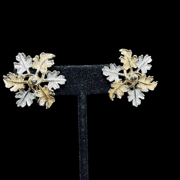 Sarah Coventry Silver And Gold Tone Leaf Bracelet & Clip On Earrings Set (5208) - Picture 2 of 14